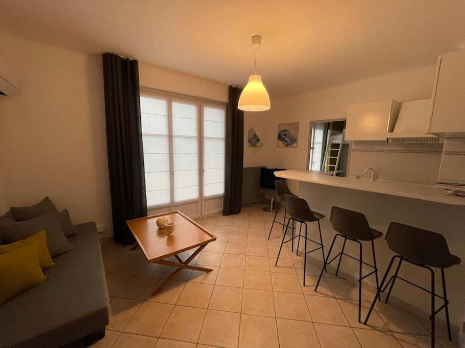 Appartement St Leger ドラギニャン エクステリア 写真
