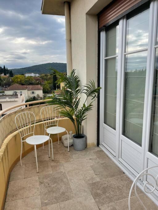 Appartement St Leger ドラギニャン エクステリア 写真
